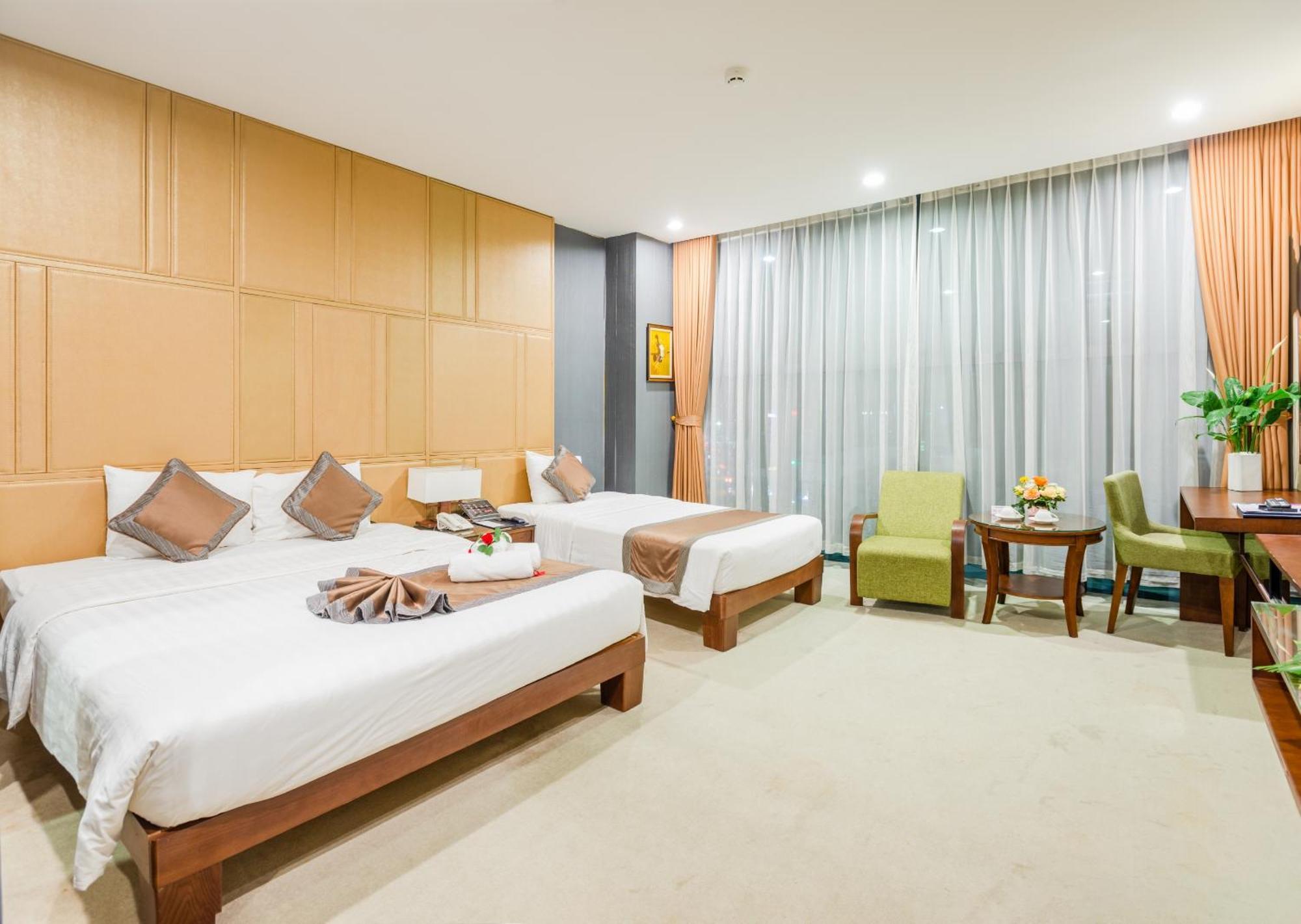 Bien Bac Hotel Mong Cai Exterior foto
