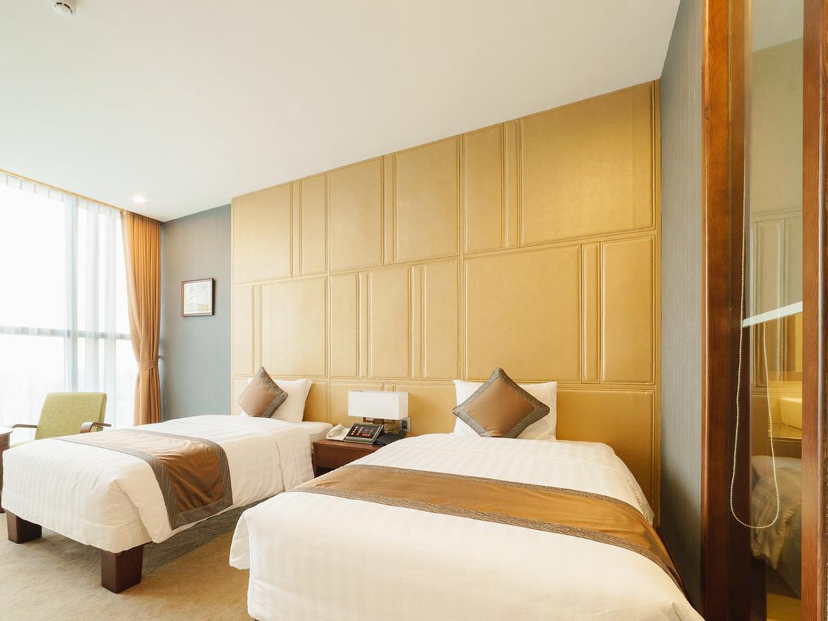 Bien Bac Hotel Mong Cai Exterior foto